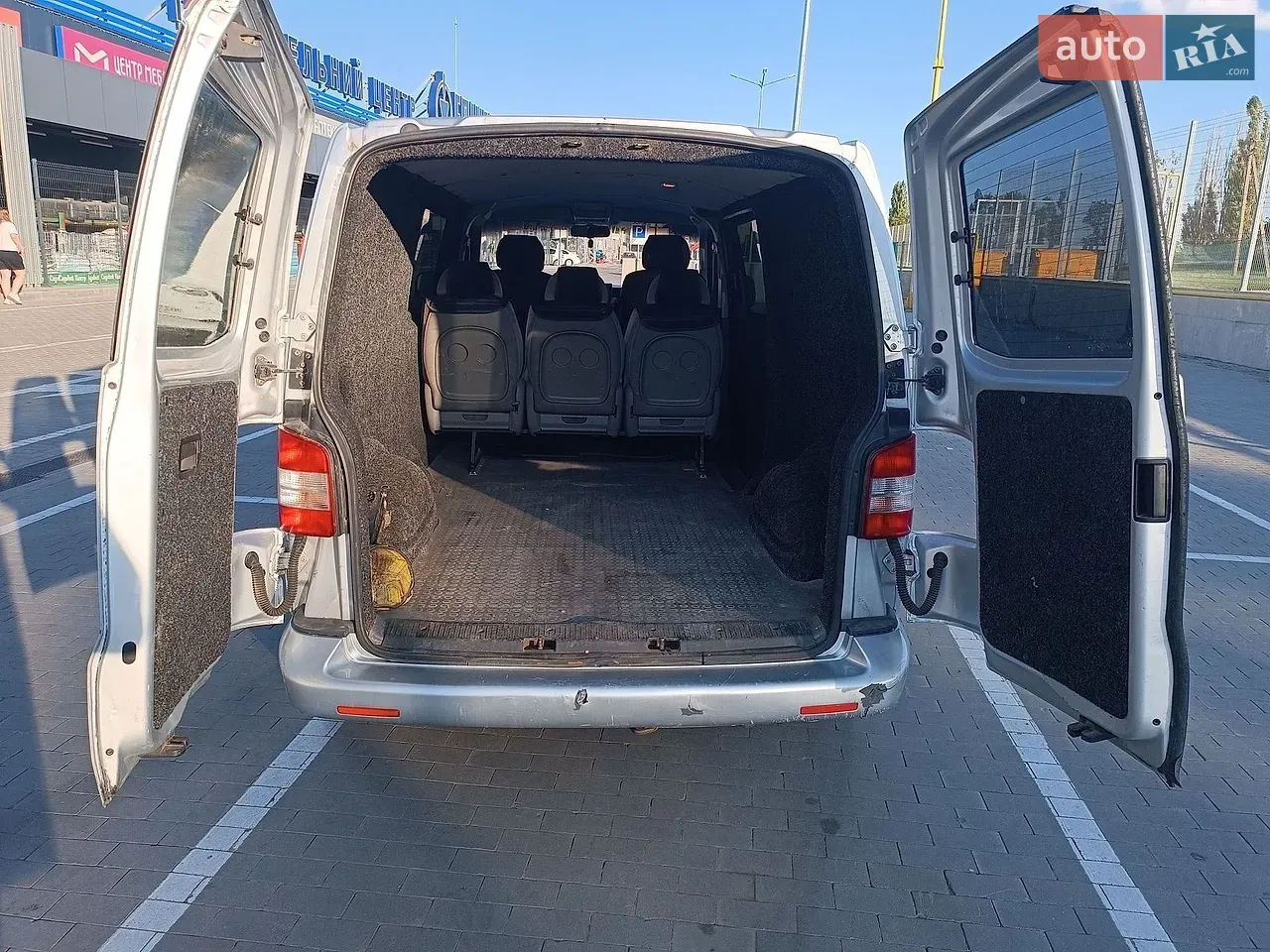 Volkswagen Transporter 2009 photo 3