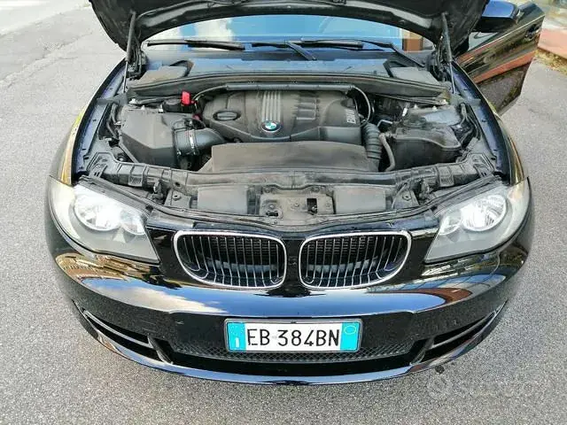 BMW 1 Series 2010 photo 2