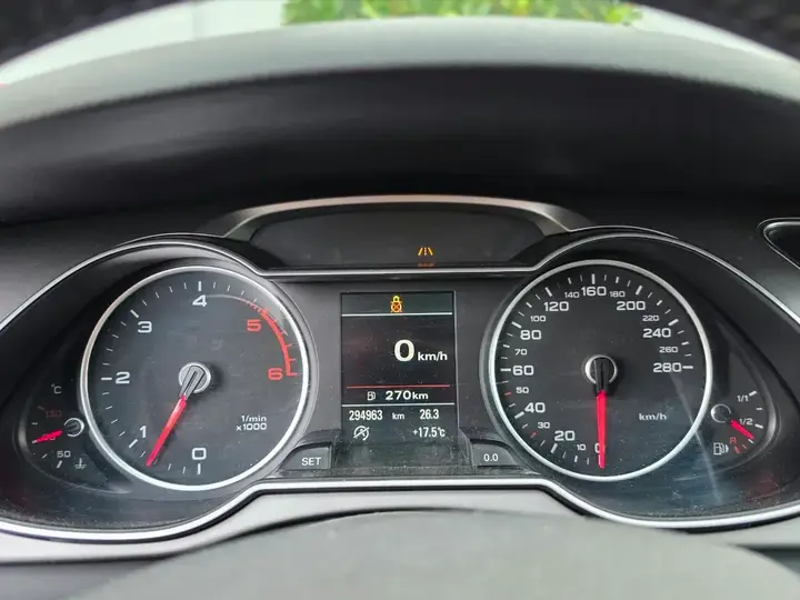 Audi A4 2014 photo 3
