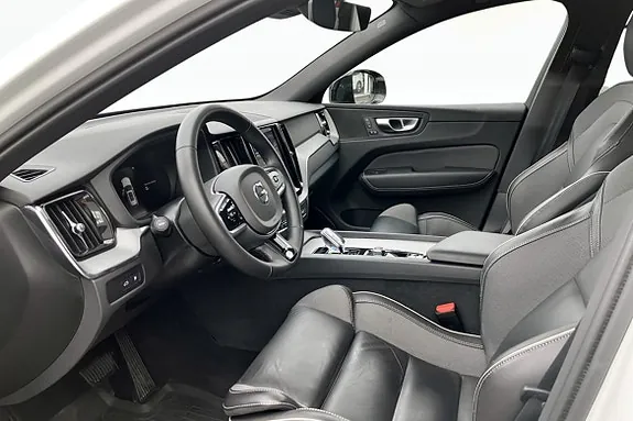 Volvo Xc60 2025 photo 5