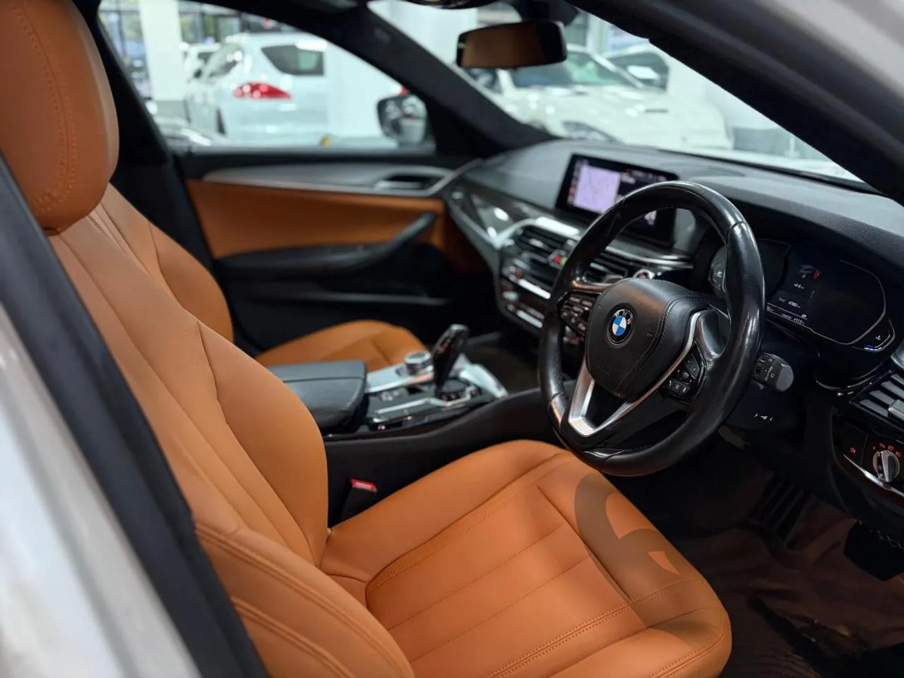 BMW 5 Series 2021 photo 3