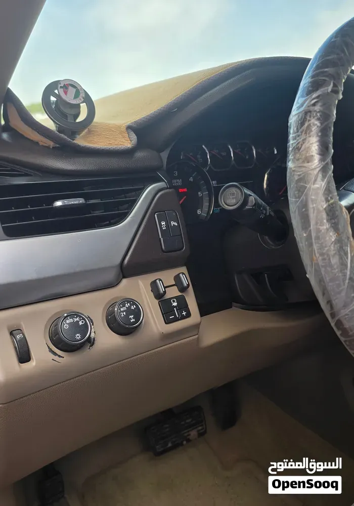 Chevrolet Tahoe 2016 photo 2