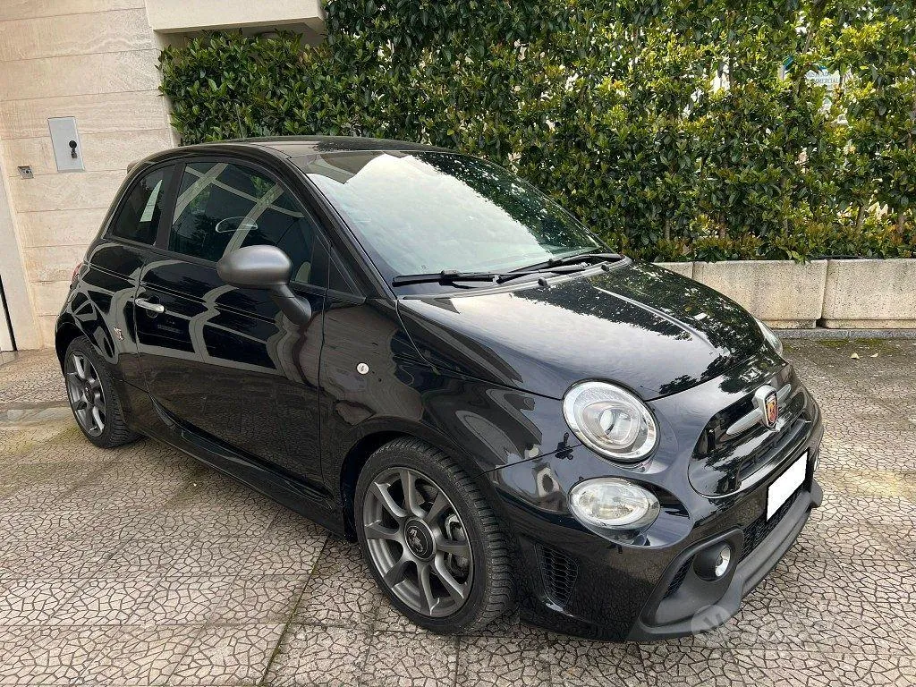 Abarth 595 2022 photo 3