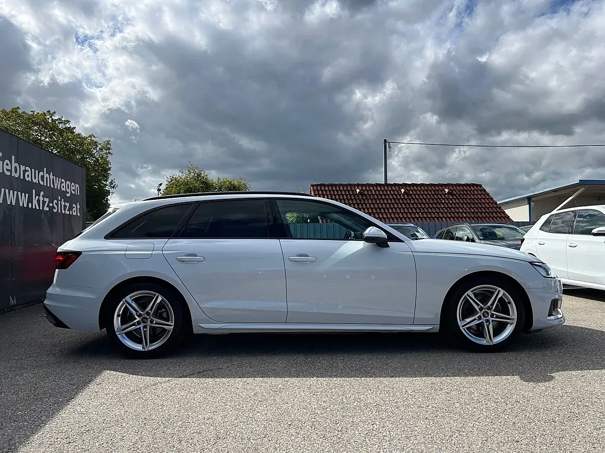 Audi A4 2023 photo 2