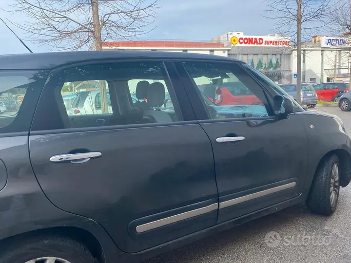 Fiat 500L 2014 photo 2
