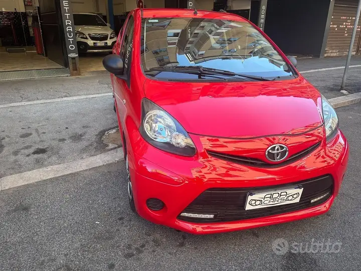 Toyota Aygo 2013 photo 3