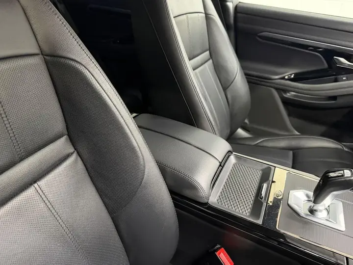 Land Rover Range Rover Evoque 2022 photo 5