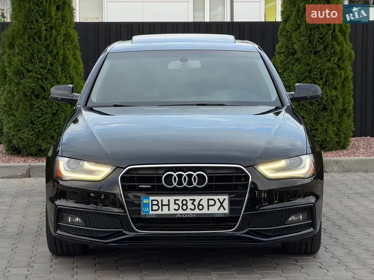 Audi A4 2015 photo 2