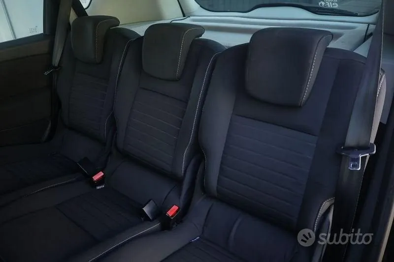 Renault Scenic 2015 photo 3