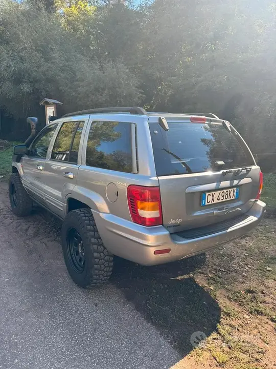 Jeep Grand Cherokee 2000 photo 2