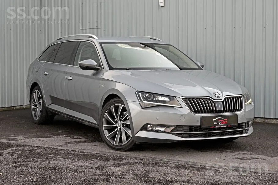 Skoda Superb 2016 photo 2