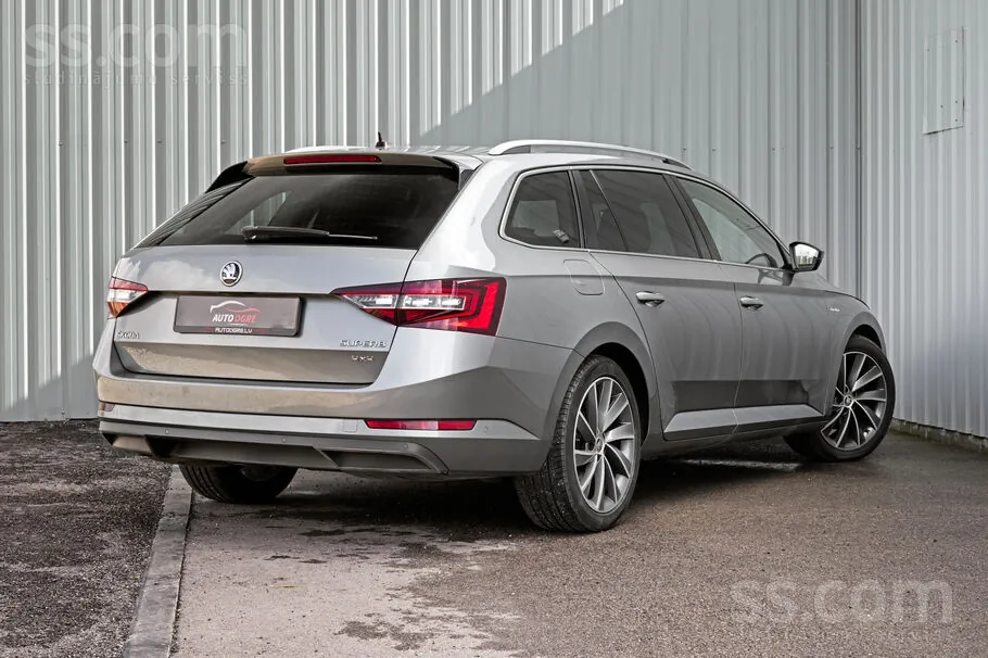 Skoda Superb 2016 photo 4