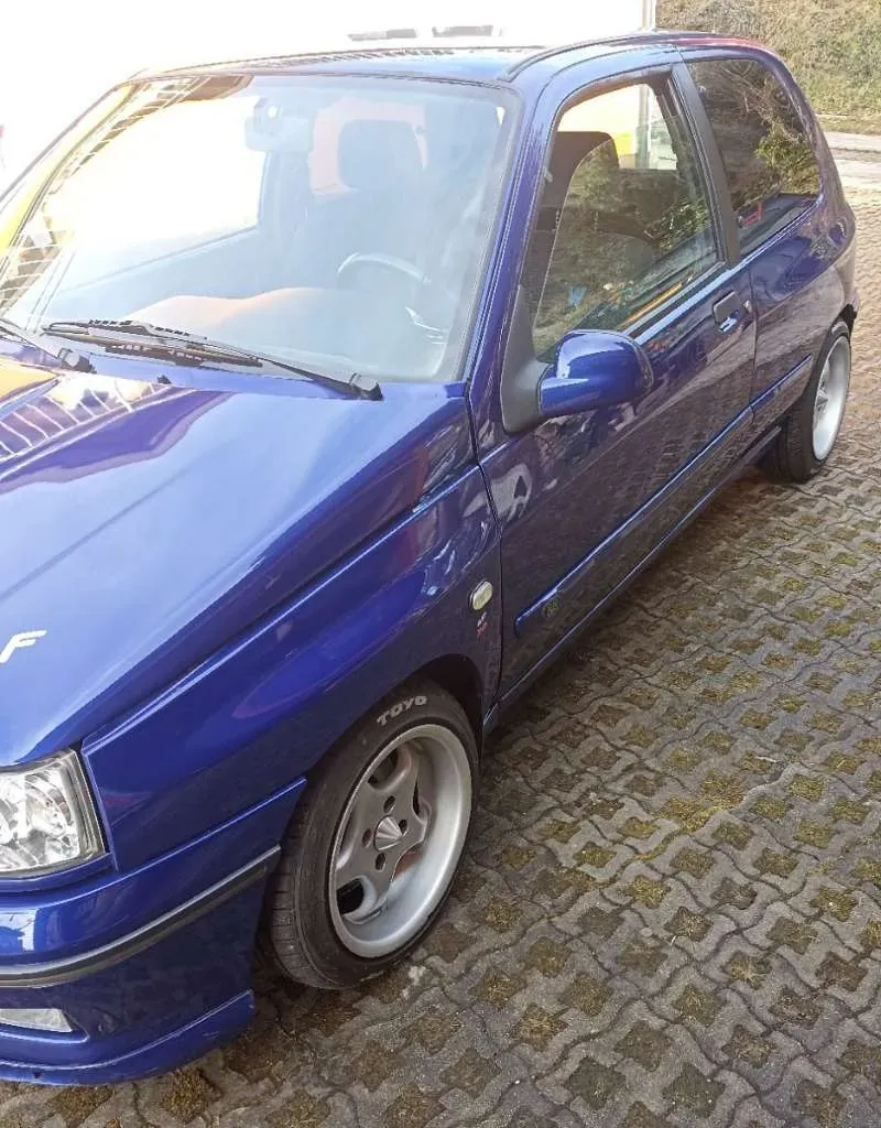 Renault Clio 1994 photo 3