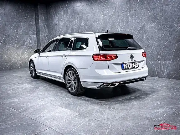Volkswagen Passat 2022 photo 5
