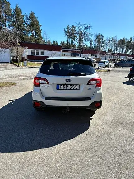 Subaru Outback 2017 photo 3