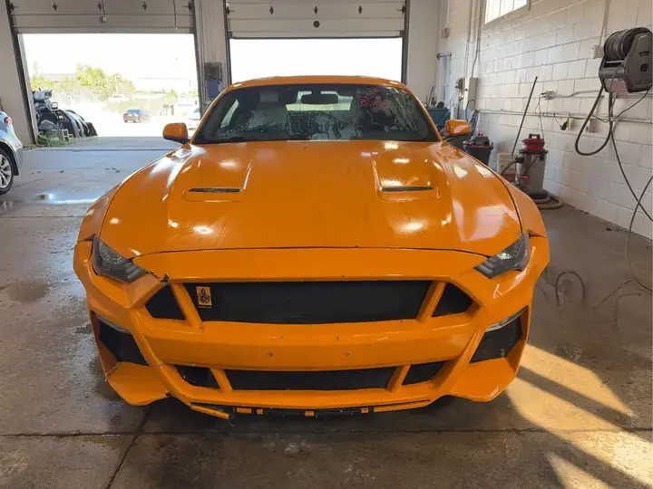 Ford Mustang 2018 photo 2