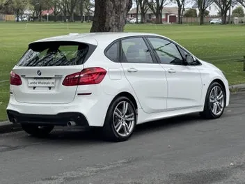 BMW 225I 2015 photo 4