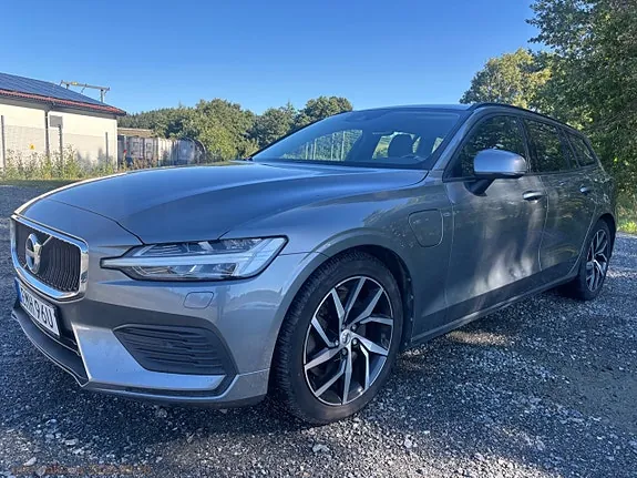 Volvo V60 2020 photo 2