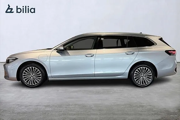 Volkswagen Passat 2025 photo 5