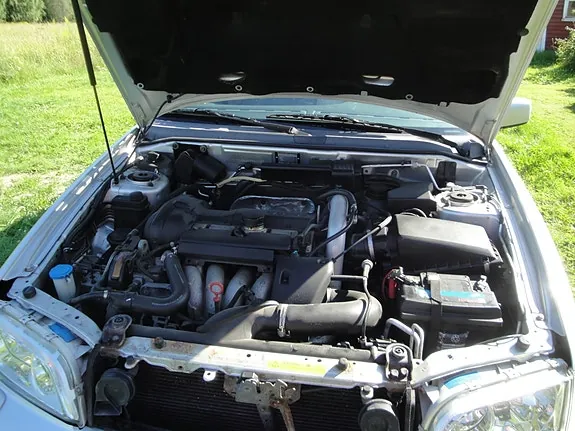 Volvo V40 2003 photo 3