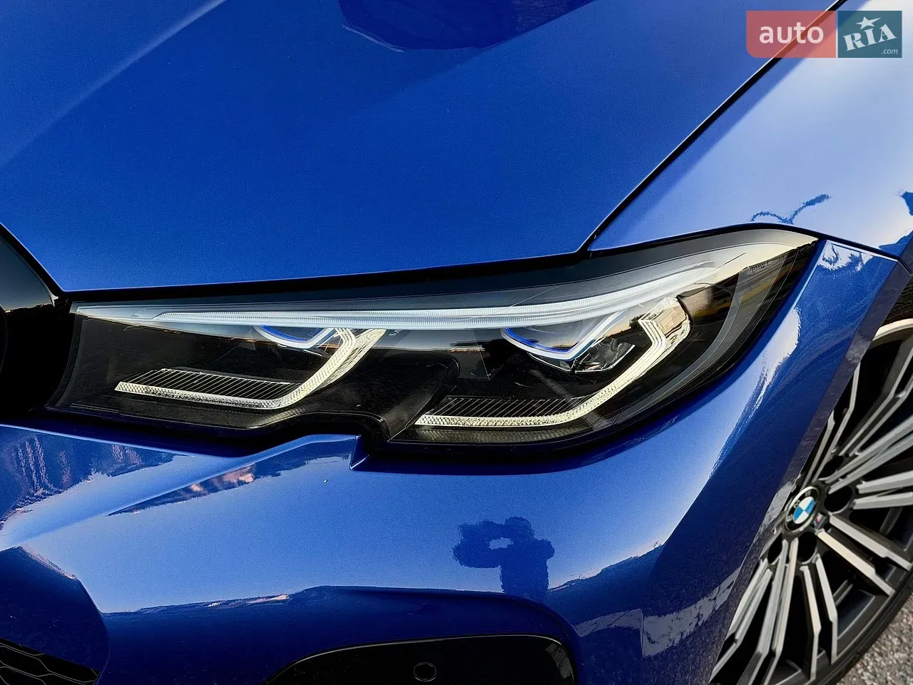BMW 3 Series 2022 photo 4