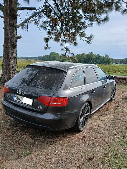 Audi A4 2011 photo 3
