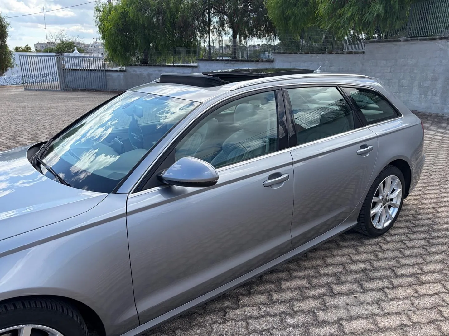 Audi A6 2015 photo 4