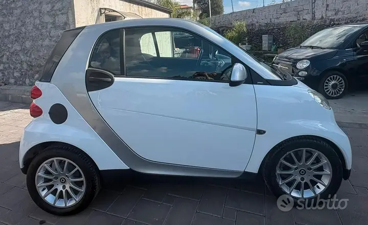 Smart Fortwo 2009 photo 2