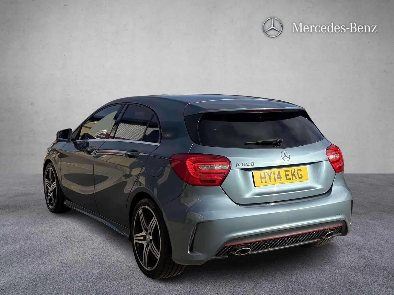Mercedes-Benz A-Class 2014 photo 2