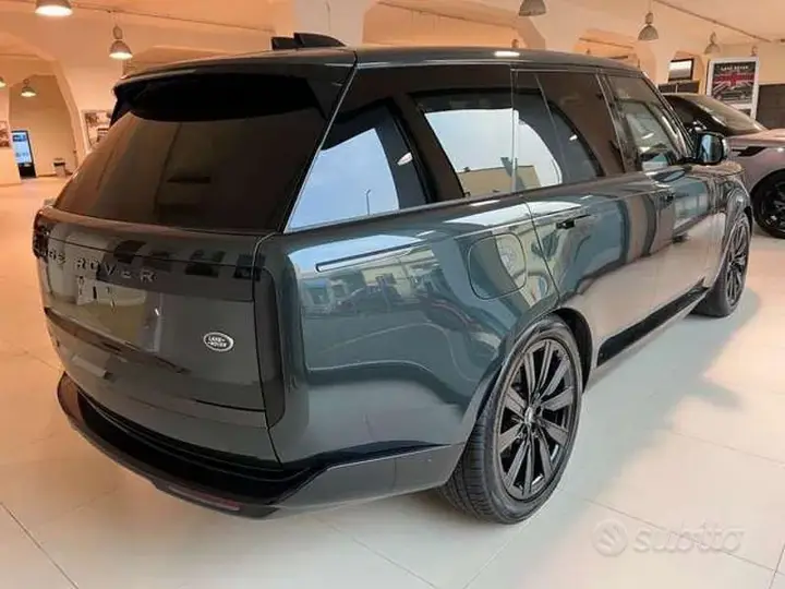 Land Rover Range Rover 2026 photo 3