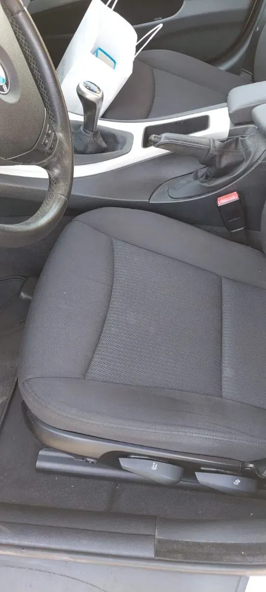 BMW 3 Series 2009 photo 3
