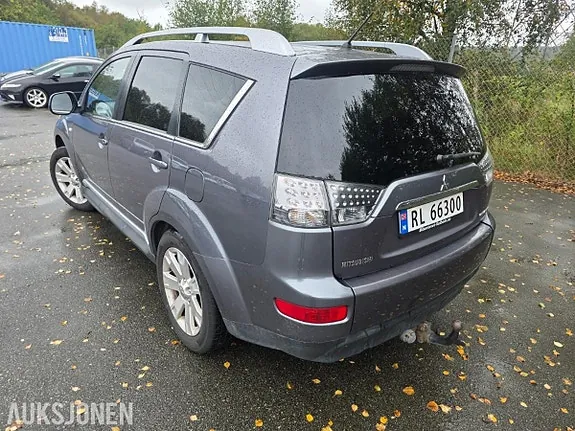 Mitsubishi Outlander 2009 photo 2