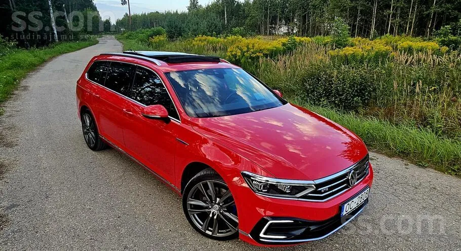 Volkswagen Passat 2020 photo 2
