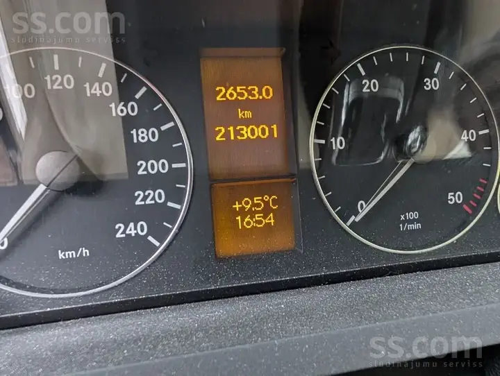 Mercedes-Benz A 180 2005 photo 4