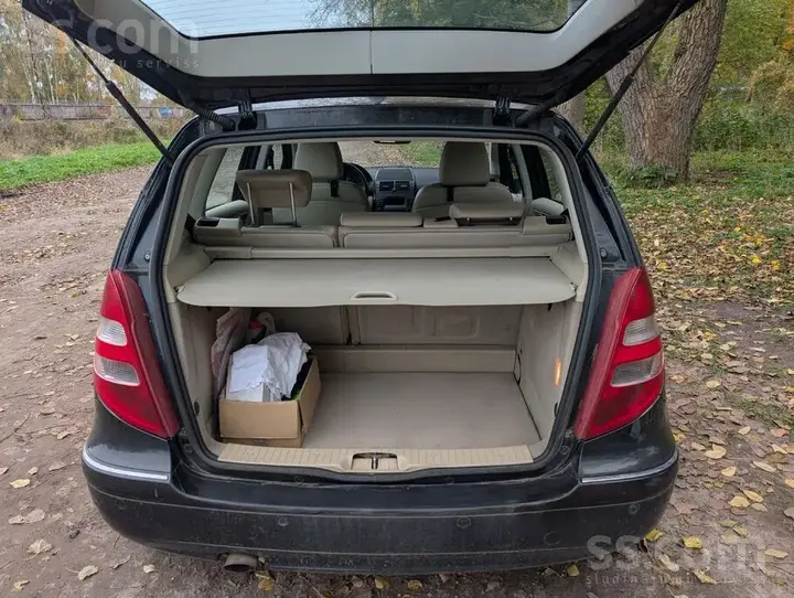 Mercedes-Benz A 180 2005 photo 5