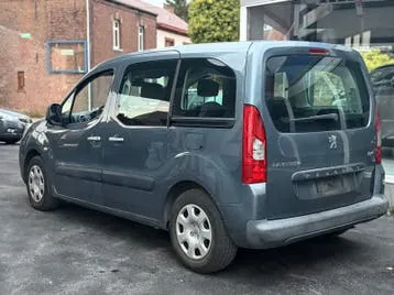 Peugeot Partner Tepee 2010 photo 3
