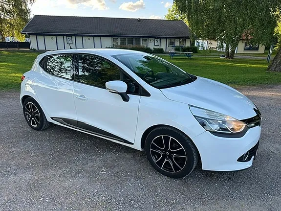 Renault Clio 2014 photo 2