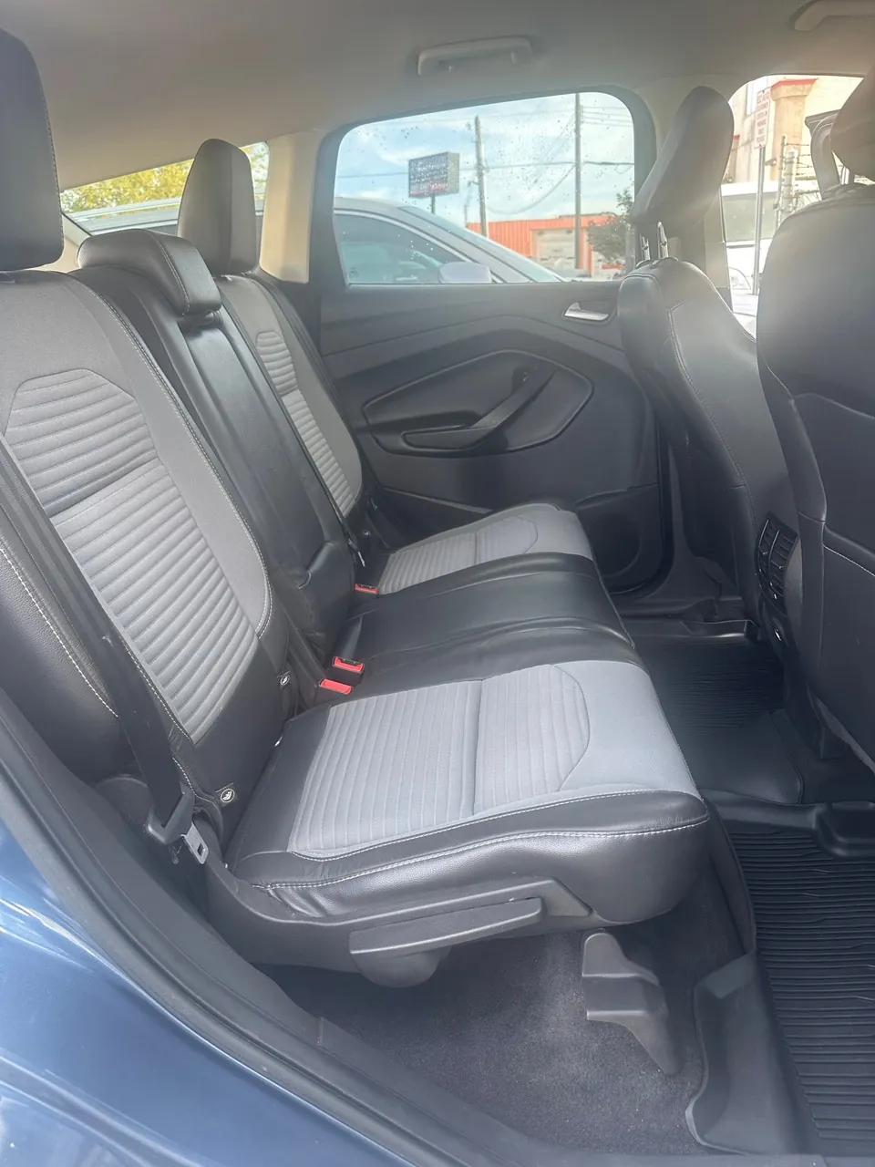 Ford Escape 2018 photo 4