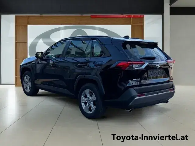 Toyota Rav4 2021 photo 3