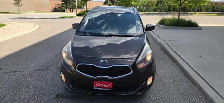 Kia Rondo 2016 photo 3