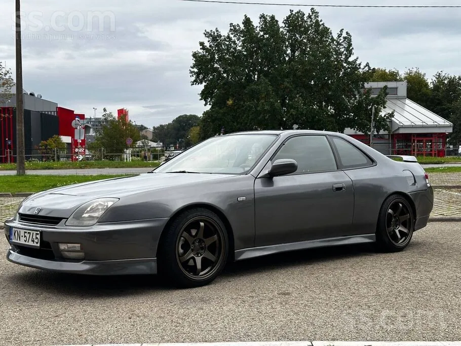 Honda Prelude 1997 photo 2