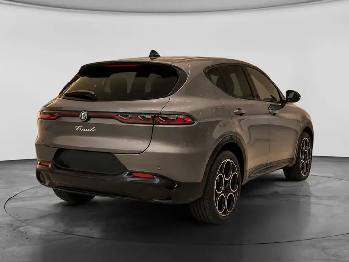 Alfa Romeo Tonale 2024 photo 3