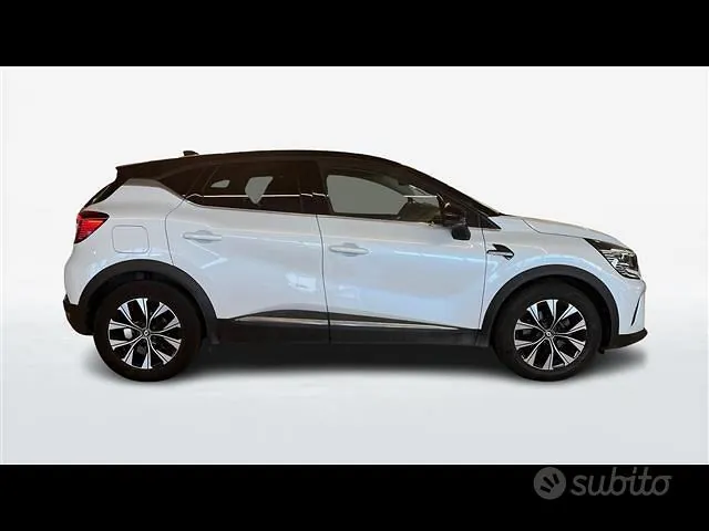 Renault Captur 2023 photo 2