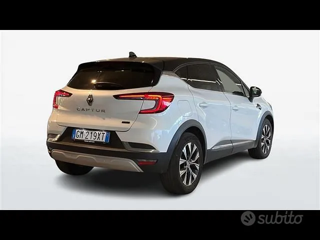 Renault Captur 2023 photo 3