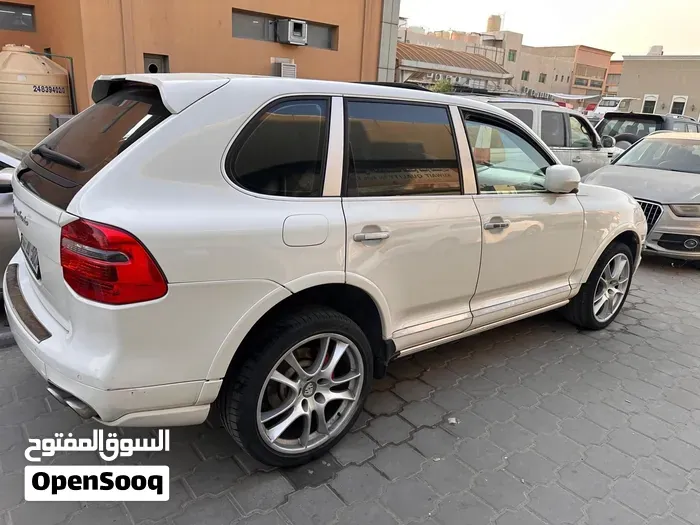 Porsche Cayenne 2010 photo 5
