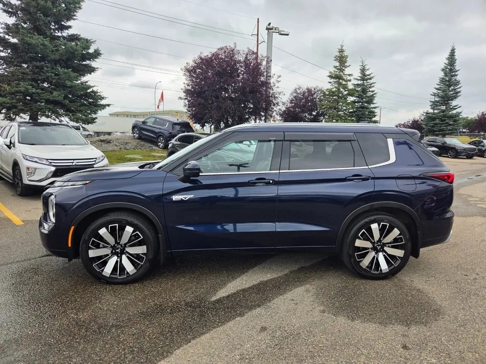 Mitsubishi Outlander 2024 photo 4