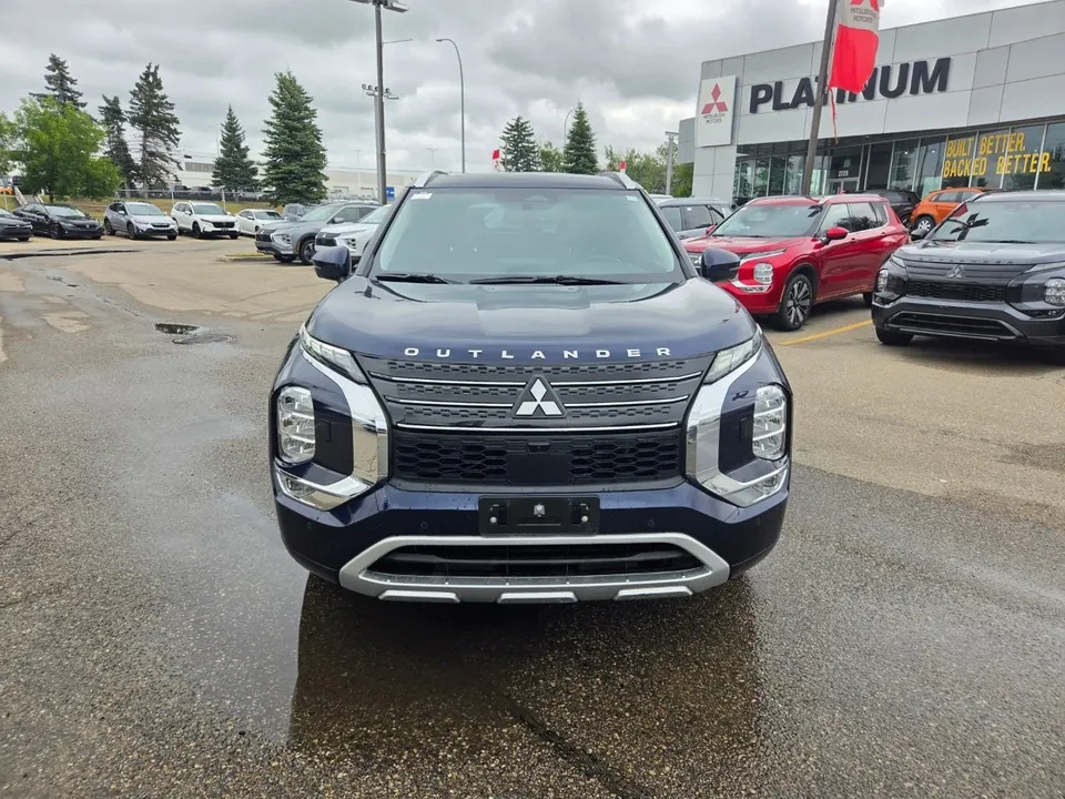 Mitsubishi Outlander 2024 photo 2