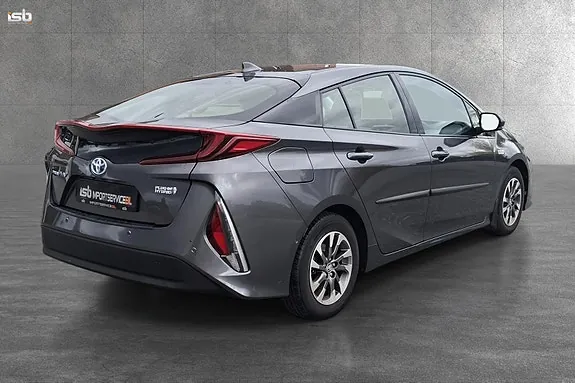 Toyota Prius 2017 photo 3
