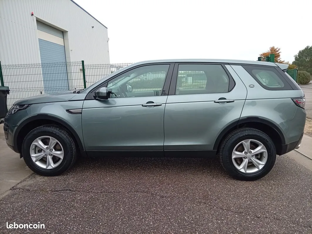 Land Rover Discovery Sport 2015 photo 3
