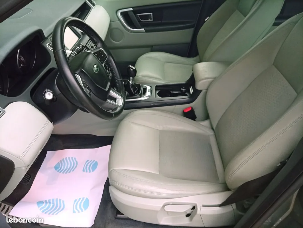 Land Rover Discovery Sport 2015 photo 5